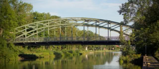 Direkt am Stichkanal