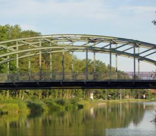 Direkt am Stichkanal